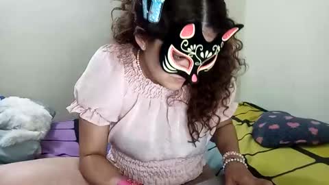 Snapshot of luana363 chatting on January 16, 2025, 1:27 am luana363 online show from January 16, 2025, 1:27 am