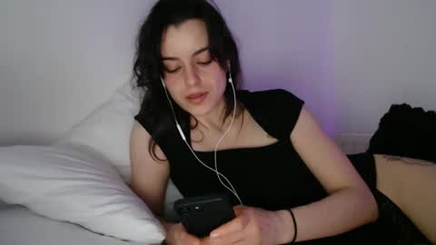 Snapshot of luana789 chatting on February 23, 2026, 10:18 pm luana online show from February 23, 2026, 10:18 pm