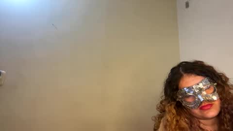 Snapshot of luana_winner chatting on November 9, 2025, 4:22 am luana_winner online show from November 9, 2025, 4:22 am