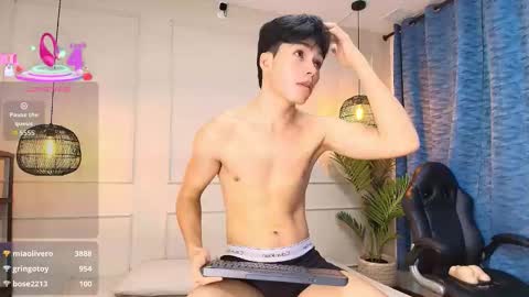 Snapshot of luandy_ chatting on November 17, 2025, 7:41 pm lUAN online show from November 17, 2025, 7:41 pm