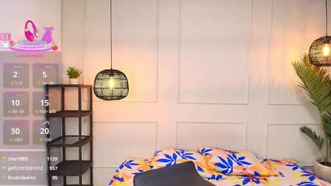 Snapshot of luandy_ chatting on November 18, 2025, 7:51 pm lUAN online show from November 18, 2025, 7:51 pm