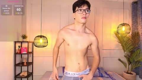 Snapshot of luandy_ chatting on December 2, 2025, 8:04 pm lUAN online show from December 2, 2025, 8:04 pm