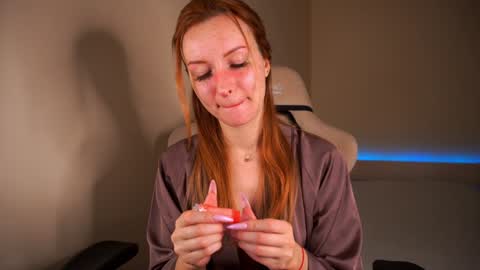 Snapshot of lubafox chatting on January 16, 2025, 9:19 pm Luba online show from January 16, 2025, 9:19 pm