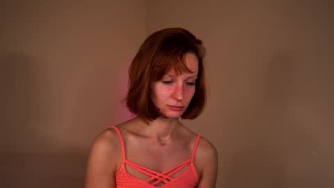 Snapshot of lubafox chatting on December 1, 2025, 6:13 pm Luba online show from December 1, 2025, 6:13 pm