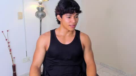 Snapshot of luca_mashle chatting on June 5, 2026, 2:40 am luca_mashle online show from June 5, 2026, 2:40 am