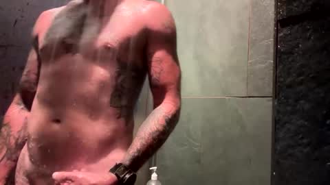 luca_steele online show from April 16, 2026, 7:03 pm