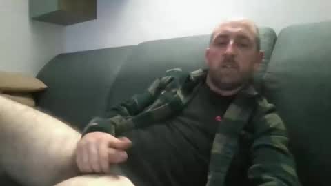 Luca online show from October 26, 2025, 6:25 pm