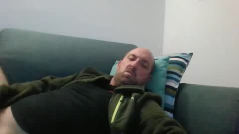 Luca online show from October 28, 2025, 8:44 pm