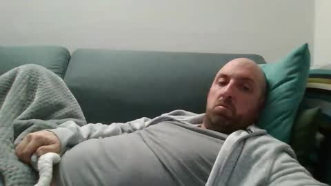 Luca online show from December 22, 2025, 7:44 pm