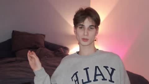 Snapshot of lucacharm chatting on January 18, 2025, 10:49 pm lucacharm online show from January 18, 2025, 10:49 pm