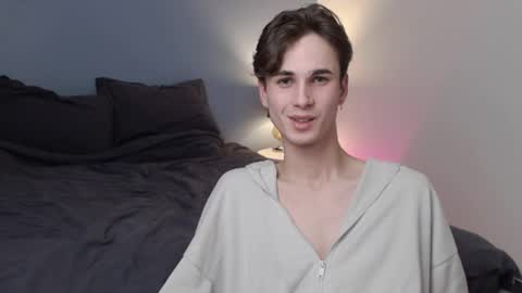 Snapshot of lucacharm chatting on February 5, 2025, 12:53 am lucacharm online show from February 5, 2025, 12:53 am