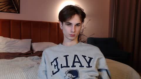 Snapshot of lucacharm chatting on February 9, 2025, 12:06 am lucacharm online show from February 9, 2025, 12:06 am