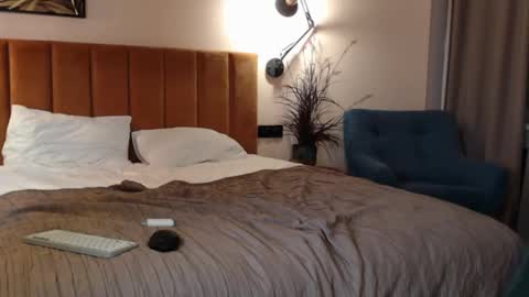 Snapshot of lucacharm chatting on February 9, 2025, 3:11 am lucacharm online show from February 9, 2025, 3:11 am