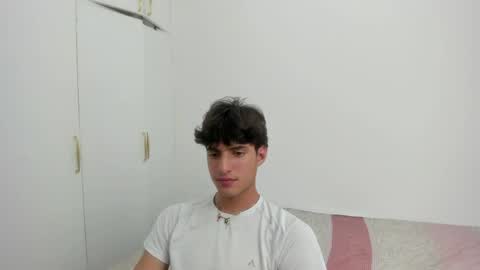 lucacosta19 online show from May 27, 2026, 1:57 am