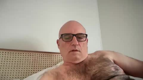 Snapshot of lucas10004 chatting on September 24, 2025, 5:33 am lucas10004 online show from September 24, 2025, 5:33 am