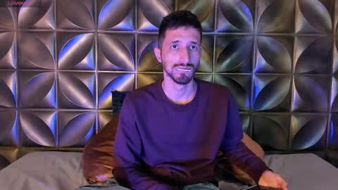 Lucas online show from March 25, 2026, 2:50 am