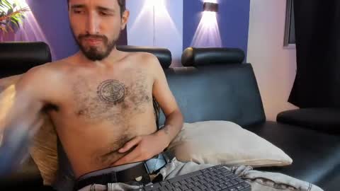 Lucas online show from April 11, 2026, 2:05 am