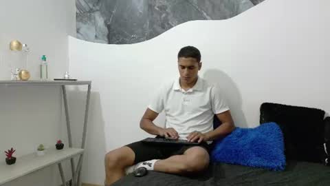 Snapshot of lucas837481 chatting on June 29, 2026, 11:10 am lucas837481 online show from June 29, 2026, 11:10 am