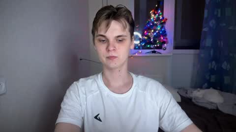 Snapshot of lucas_dany chatting on December 19, 2024, 7:29 pm Lucas Gill online show from December 19, 2024, 7:29 pm