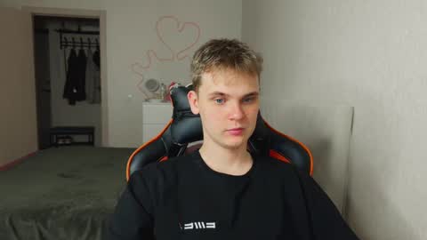 Snapshot of lucas_dany chatting on September 29, 2025, 2:38 am Lucas Gill online show from September 29, 2025, 2:38 am