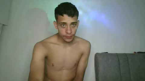 Snapshot of lucas_hernandez1 chatting on March 19, 2026, 12:47 am Lucas online show from March 19, 2026, 12:47 am