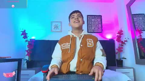 Snapshot of lucas_lovee chatting on February 15, 2026, 1:20 pm Lucas lovee online show from February 15, 2026, 1:20 pm