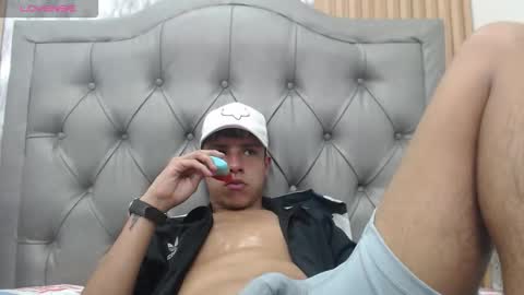  LUCAS RIVAS  online show from February 14, 2026, 1:46 am