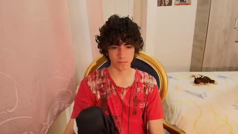 lucas_xo online show from November 4, 2025, 11:15 pm