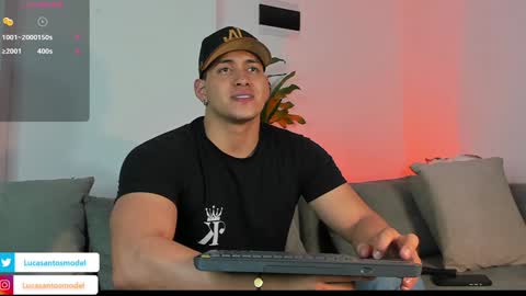 Snapshot of lucasanto_ chatting on December 12, 2024, 3:10 am LUCA SANTOS online show from December 12, 2024, 3:10 am