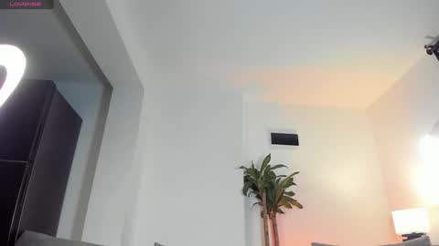 Snapshot of lucasanto_ chatting on January 4, 2025, 7:03 am LUCA SANTOS online show from January 4, 2025, 7:03 am