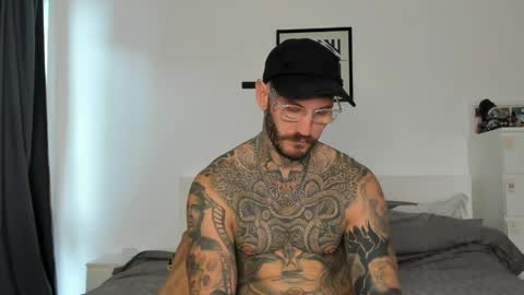 Snapshot of lucasexclusive chatting on April 12, 2026, 4:06 am lucasexclusive online show from April 12, 2026, 4:06 am