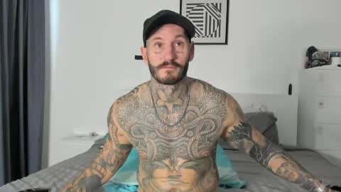 Snapshot of lucasexclusive chatting on April 18, 2026, 5:00 am lucasexclusive online show from April 18, 2026, 5:00 am