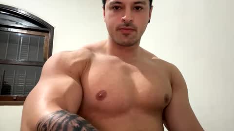 Snapshot of lucasfit24 chatting on January 18, 2025, 6:10 pm lucasfit24 online show from January 18, 2025, 6:10 pm