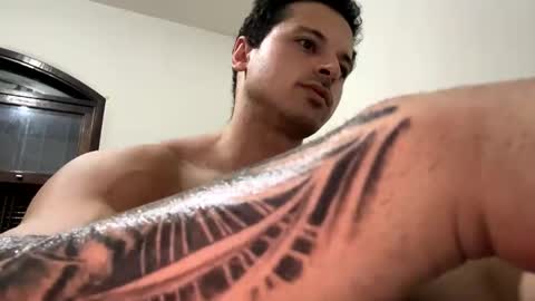 Snapshot of lucasfit24 chatting on January 21, 2025, 2:43 am lucasfit24 online show from January 21, 2025, 2:43 am