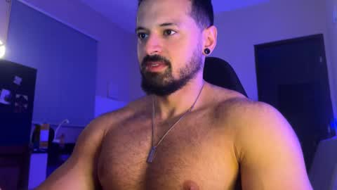 Snapshot of lucasfit24 chatting on November 24, 2025, 12:32 am lucasfit24 online show from November 24, 2025, 12:32 am