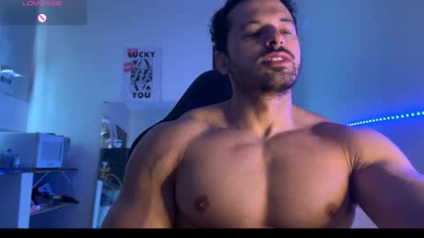 lucasfit24 online show from March 1, 2026, 3:03 pm