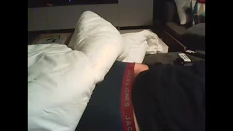 Snapshot of lucaskalu chatting on November 19, 2025, 10:10 pm lucaskalu online show from November 19, 2025, 10:10 pm