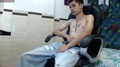 Snapshot of lucasssmith11 chatting on May 2, 2026, 6:13 pm LucassSmith11 online show from May 2, 2026, 6:13 pm