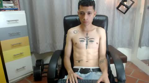 Snapshot of lucasssmith11 chatting on May 17, 2026, 1:03 am LucassSmith11 online show from May 17, 2026, 1:03 am