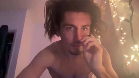 Snapshot of lucca250 chatting on October 30, 2025, 4:47 am luccathegoat online show from October 30, 2025, 4:47 am