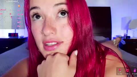 Snapshot of luccycollins_ chatting on July 16, 2026, 3:18 pm Luccy online show from July 16, 2026, 3:18 pm