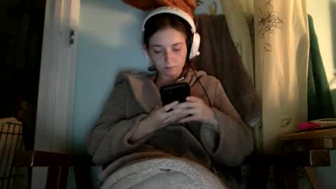 Snapshot of luci_layne chatting on May 27, 2026, 9:45 pm Luci Layne online show from May 27, 2026, 9:45 pm