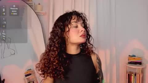 Lucia online show from February 10, 2025, 2:52 am