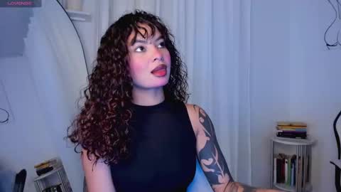Lucia online show from February 10, 2025, 7:07 pm