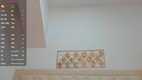 lucia_lorenz online show from February 6, 2026, 11:24 am
