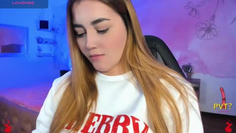 lucia star  online show from February 19, 2025, 5:38 am