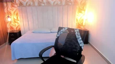 Snapshot of lucia_vonne chatting on May 12, 2026, 6:49 pm Lucia Vonne online show from May 12, 2026, 6:49 pm