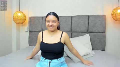 LUCIA  online show from September 20, 2025, 12:06 pm