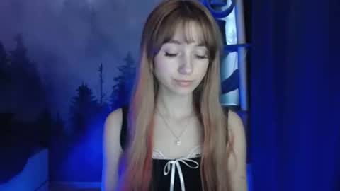 Snapshot of luciacam20 chatting on January 10, 2025, 1:20 pm Lucy online show from January 10, 2025, 1:20 pm