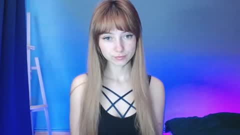 Snapshot of luciacam20 chatting on January 16, 2025, 1:25 pm Lucy online show from January 16, 2025, 1:25 pm